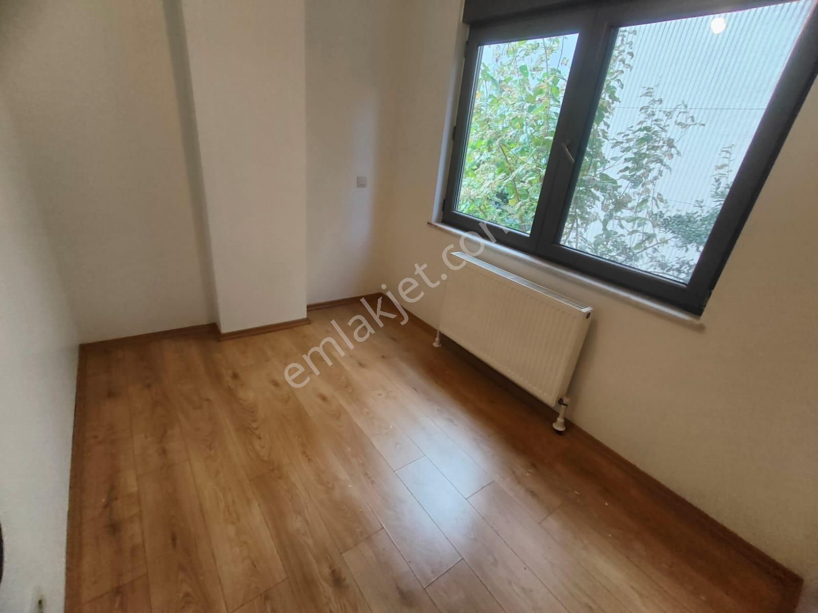 Emlak Dünyasından Yalı Mahallesinde Sahil Marmaray 3 Dk Mesafede - Görsel 18