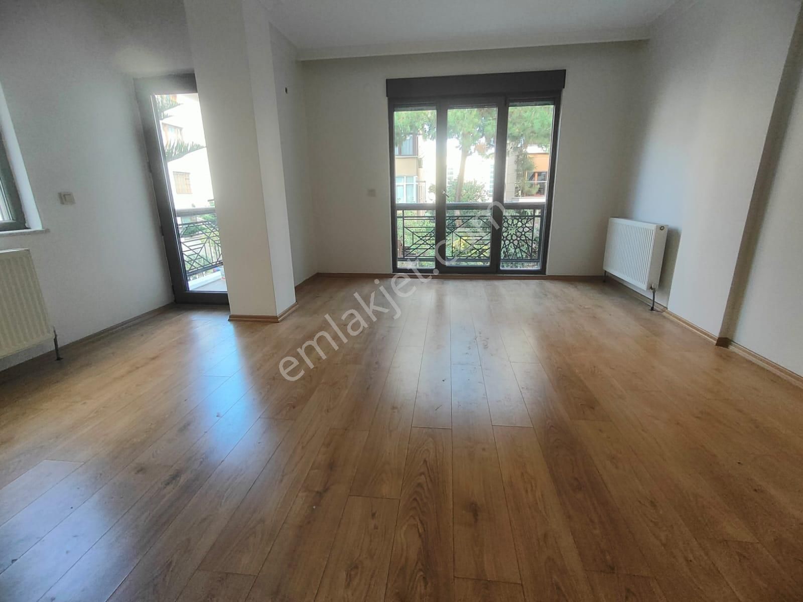 Emlak Dünyasından Yalı Mahallesinde Sahil Marmaray 3 Dk Mesafede - Görsel 7