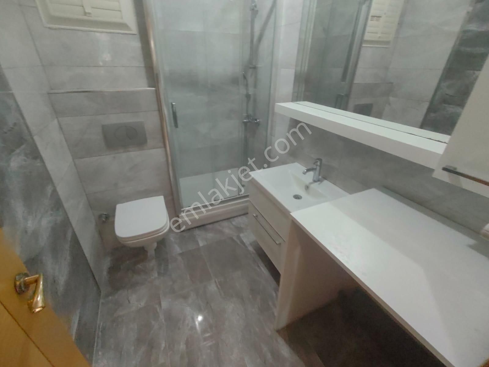 Emlak Dünyasından Yalı Mahallesinde Sahil Marmaray 3 Dk Mesafede - Görsel 21