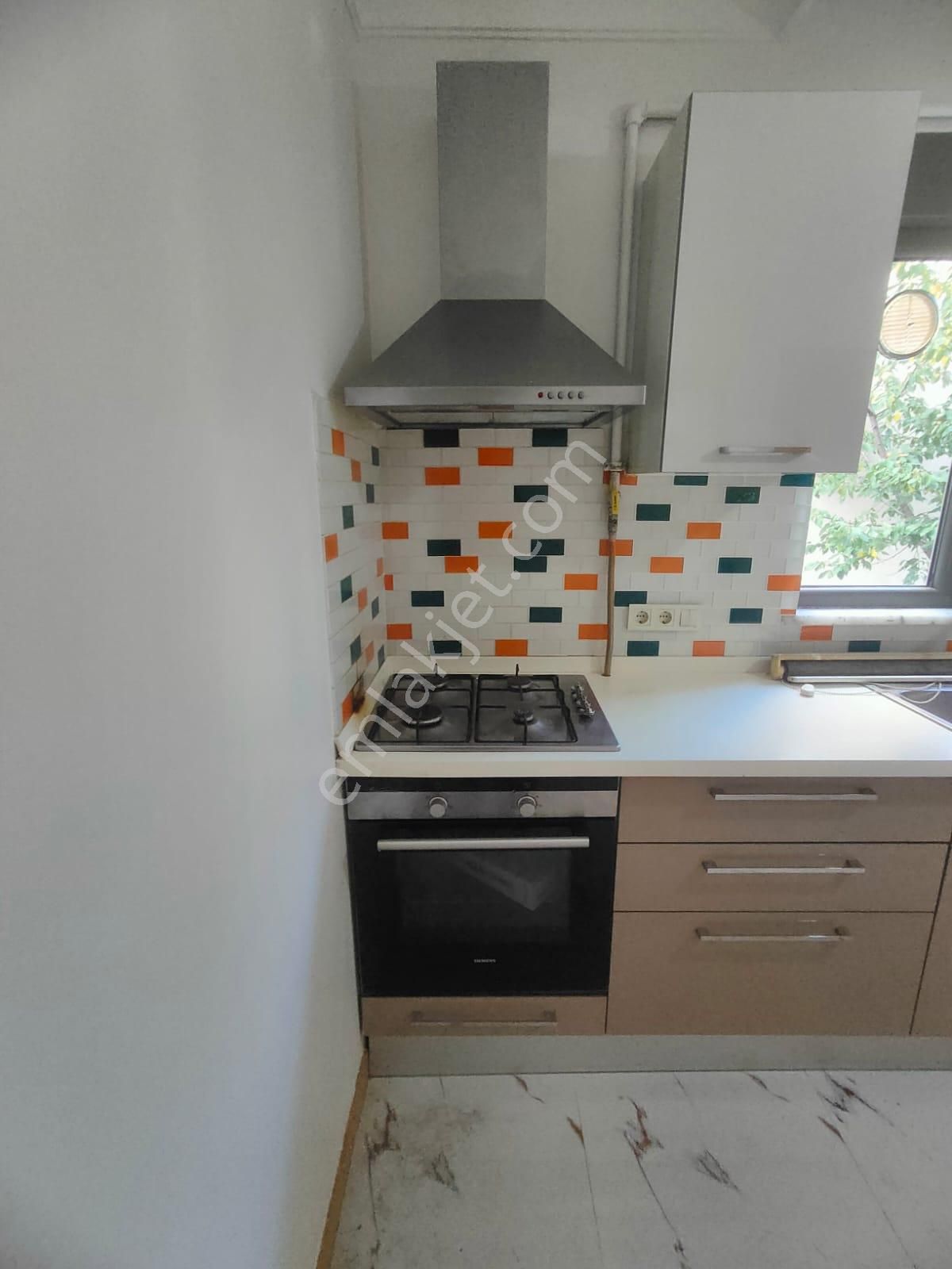 Emlak Dünyasından Yalı Mahallesinde Sahil Marmaray 3 Dk Mesafede - Görsel 5