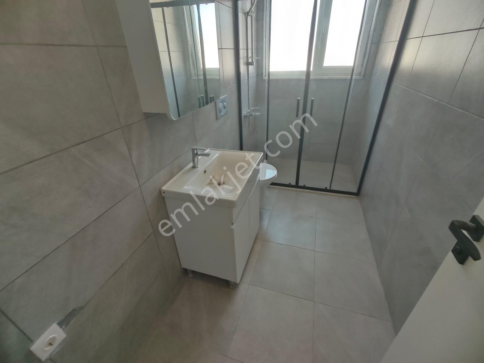 Emlak Dünyasından İdealtepede Satılık 3+2 160 M2 Sıfır Dubleks - Görsel 28