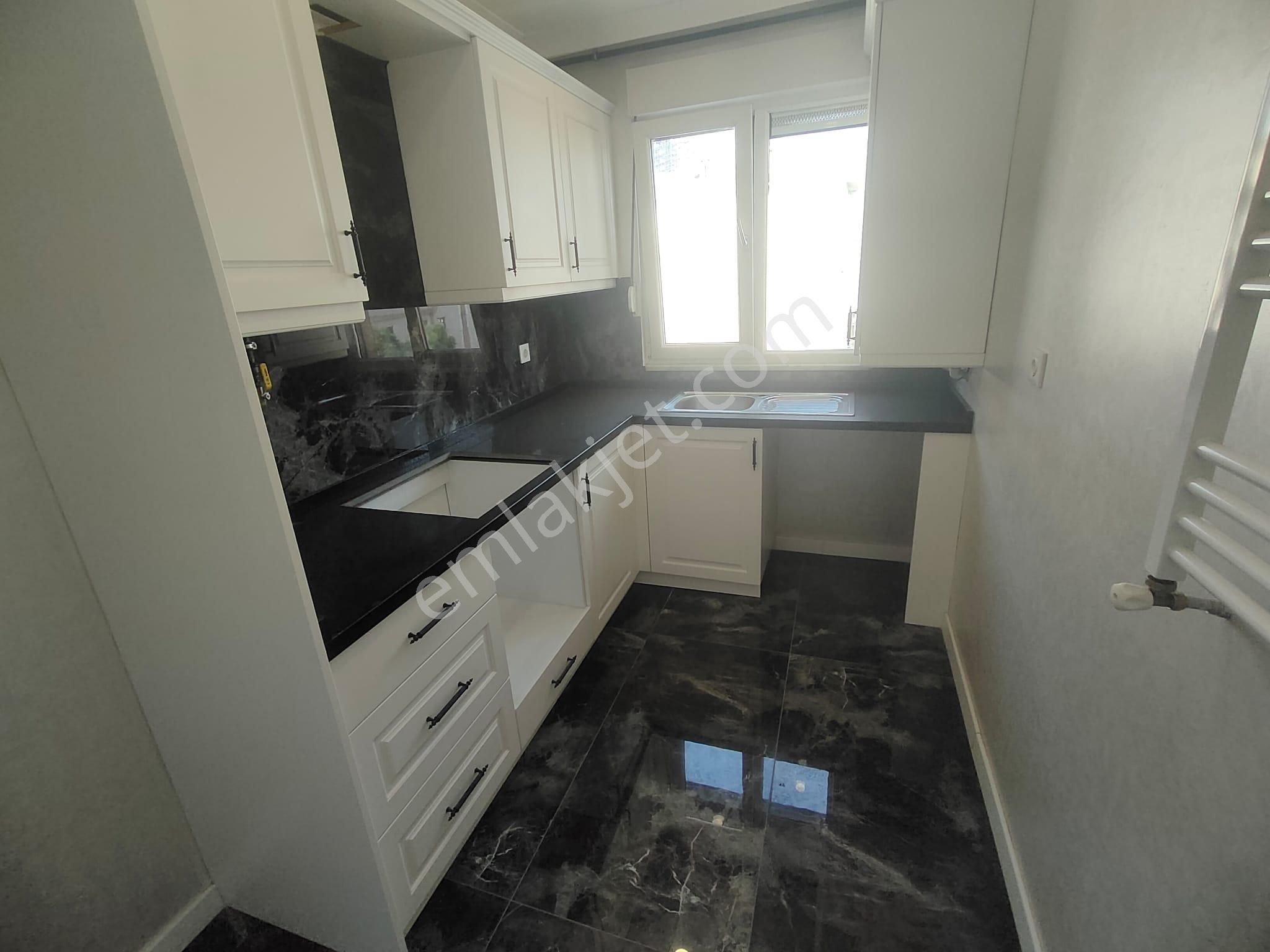 Emlak Dünyasından İdealtepede Satılık 3+2 160 M2 Sıfır Dubleks - Görsel 7