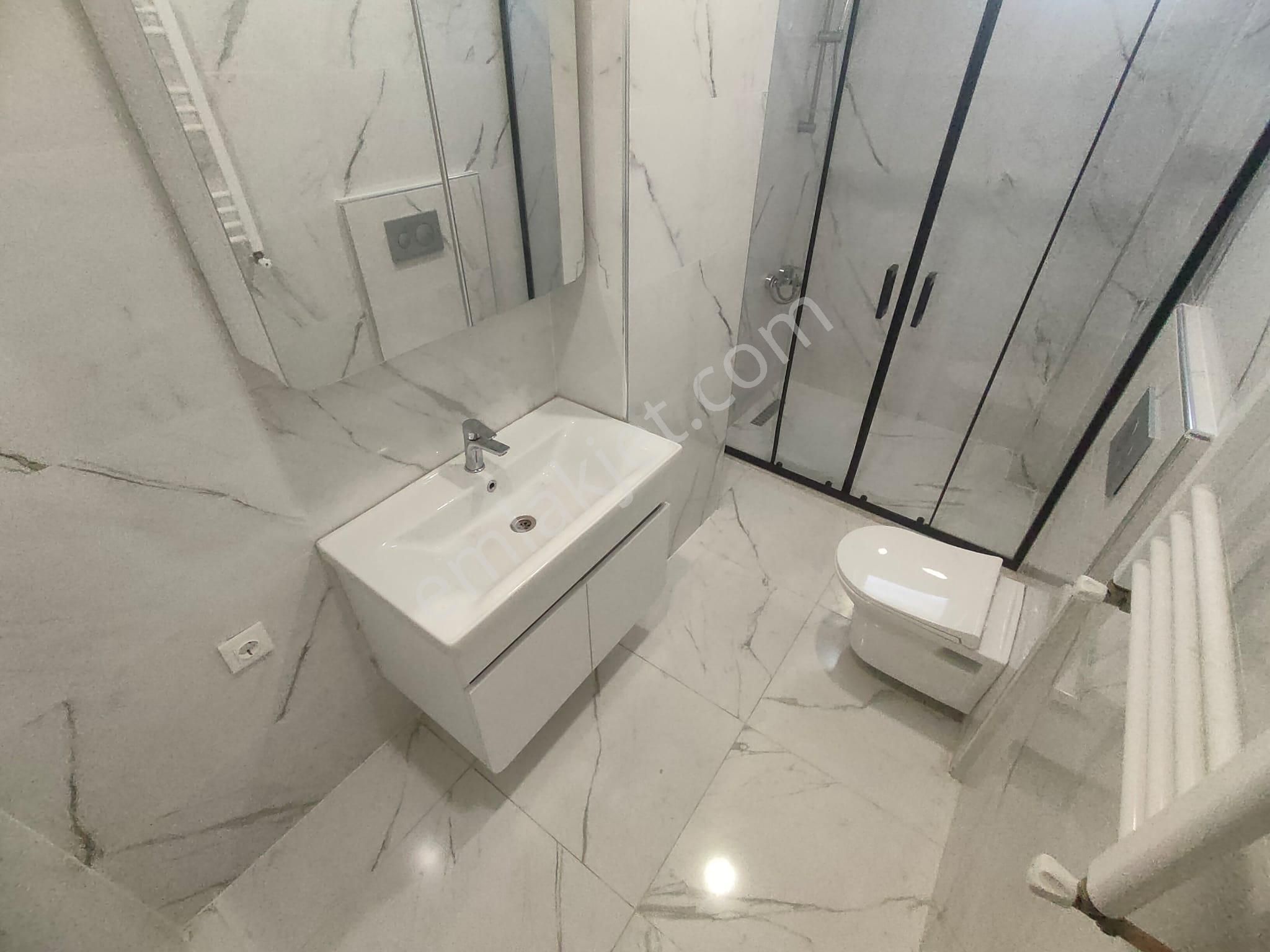 Emlak Dünyasından İdealtepede Satılık 3+2 160 M2 Sıfır Dubleks - Görsel 2