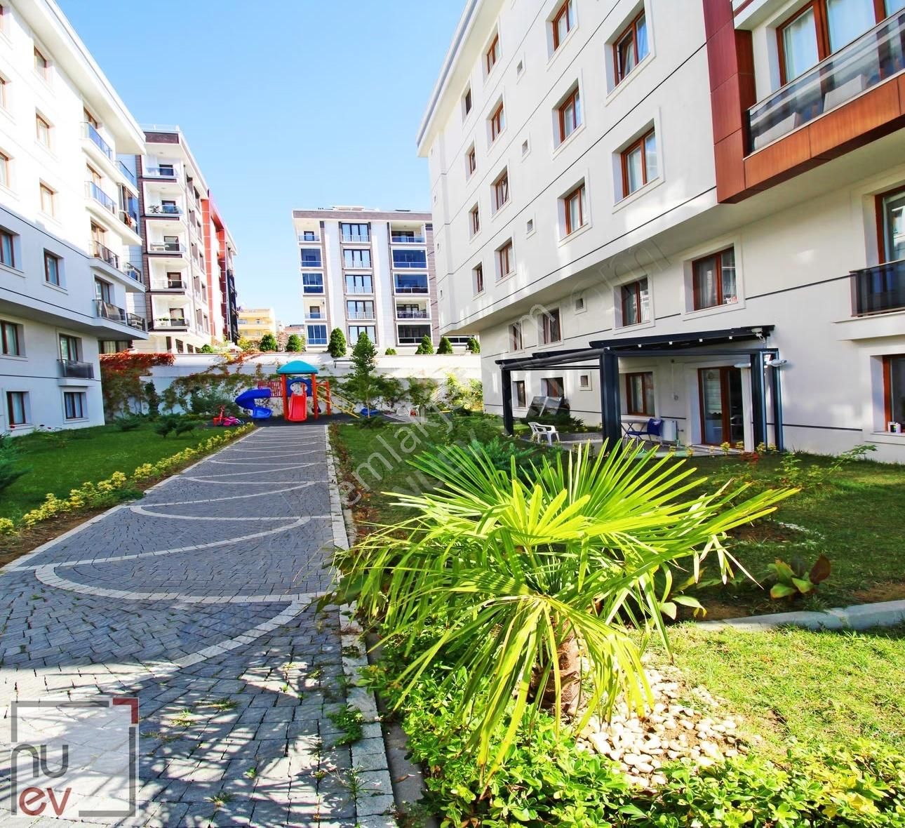 Geniş Peyzajlı 2 Bloklu Sitede Konforlu 2+1 Daire-nuev - Görsel 10