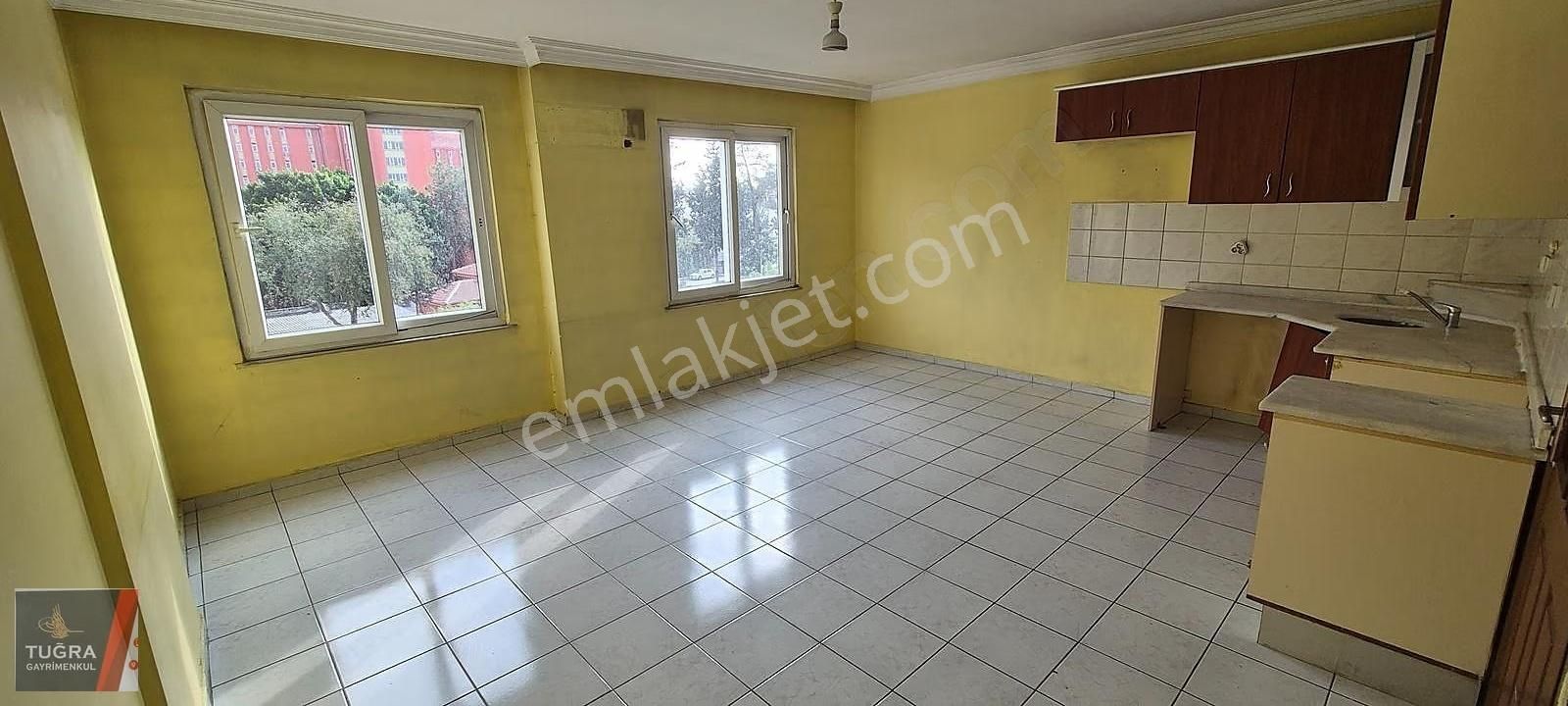 Gmk Bulvarı Üzeri Eski Devlet Hastanesi Karşısı Kiralık 3+1 - Görsel 2