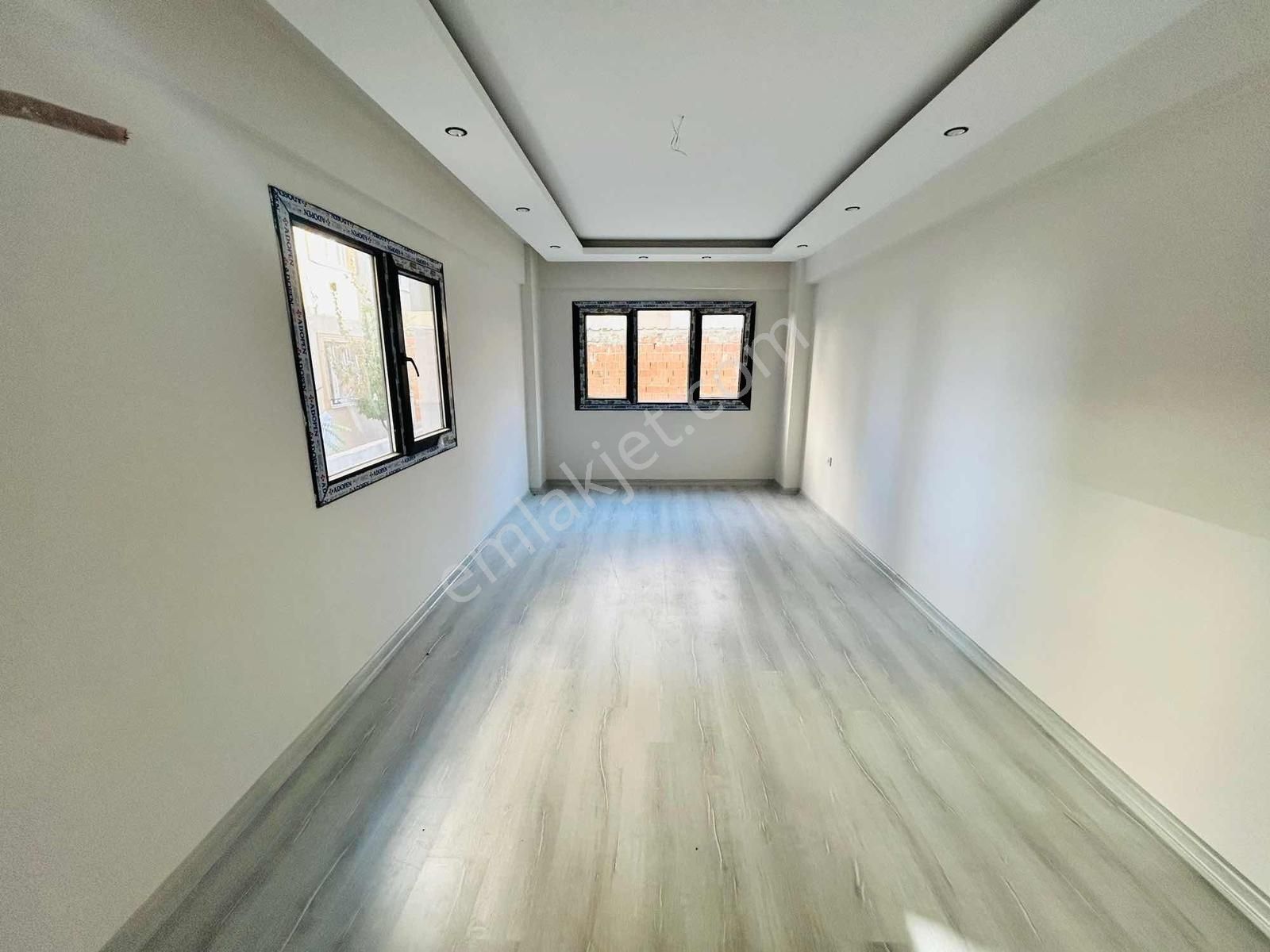 Muradiye Mah Satılık 3+1 Ebeveyn Banyolu Daire - Görsel 12