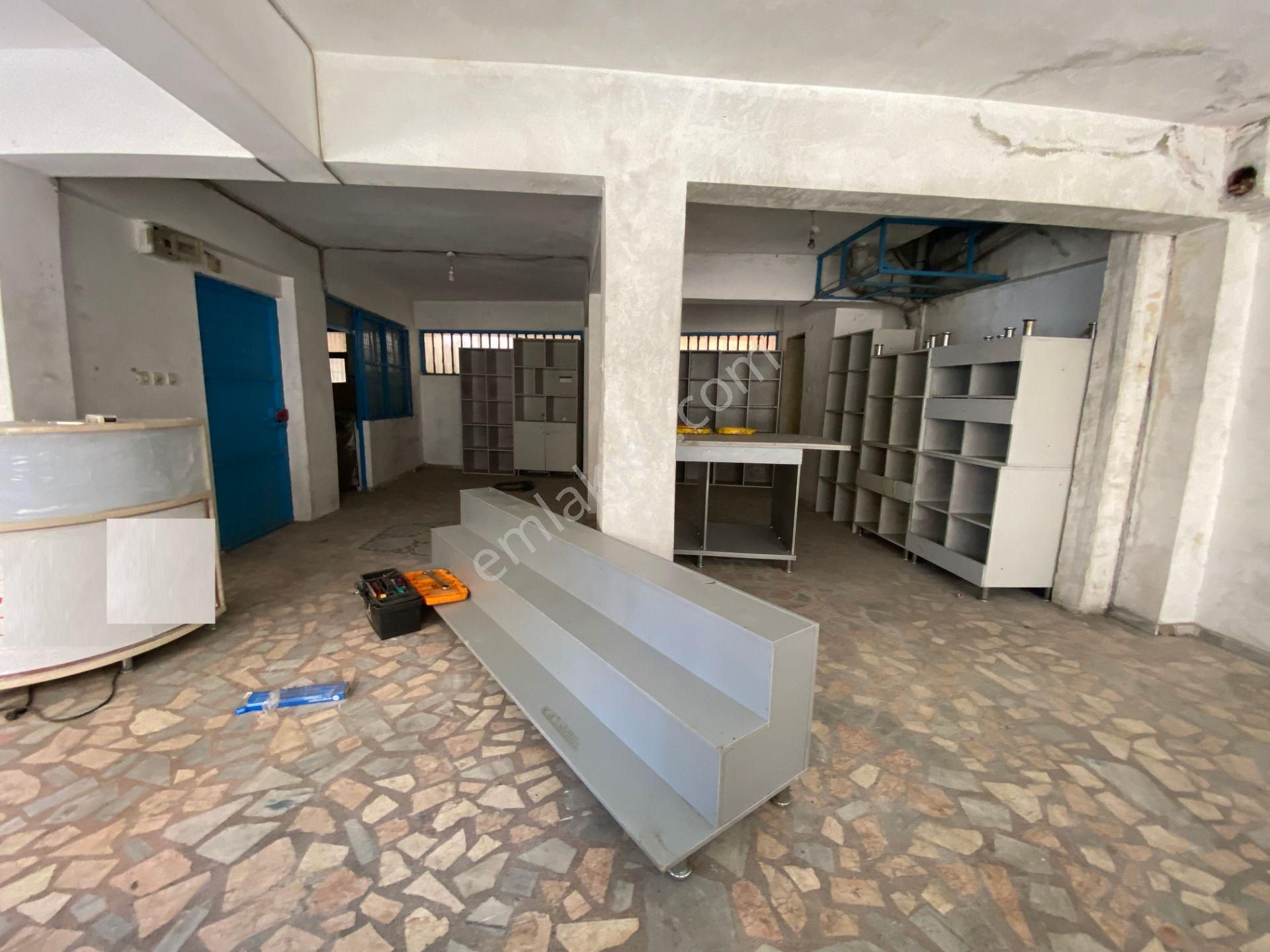 Avrupa Emlak Tan Esenler Menderes Mh 70m² Konfeksiyon,kuaför,depo,e-tic. Kiralık Dükkan - Görsel 2