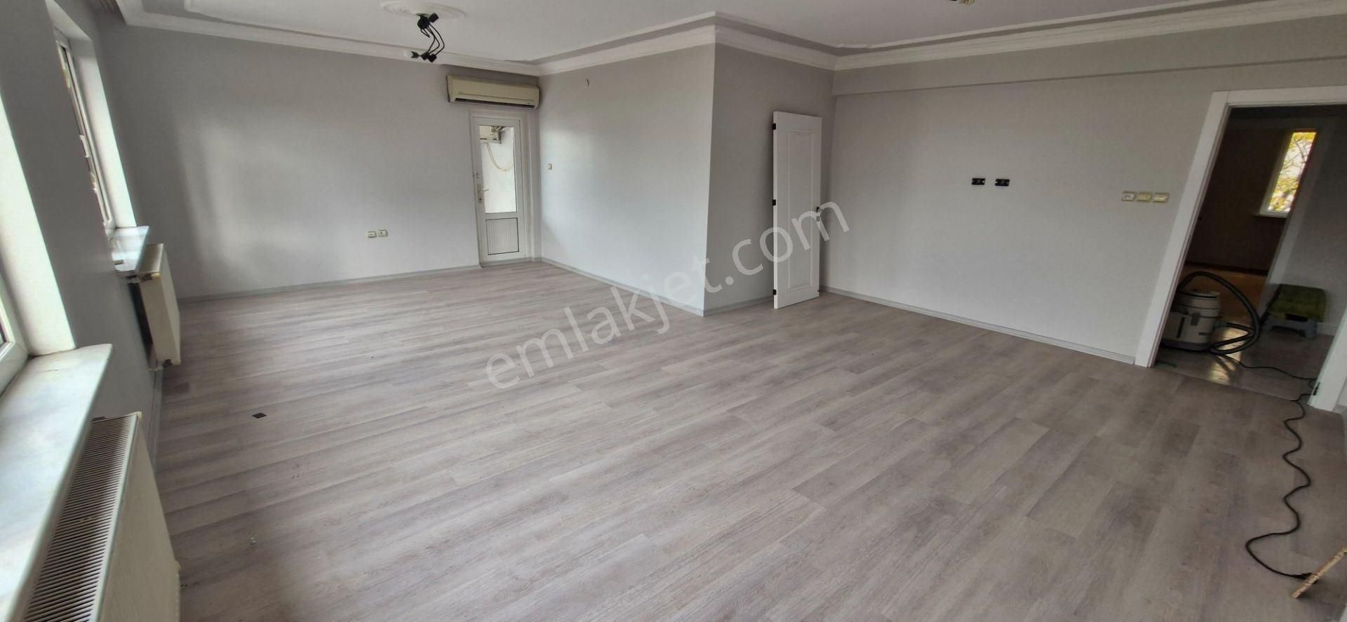 Nilüfer Cumhuriyet Mah De Kiralık 4+1 Daire - Görsel 4