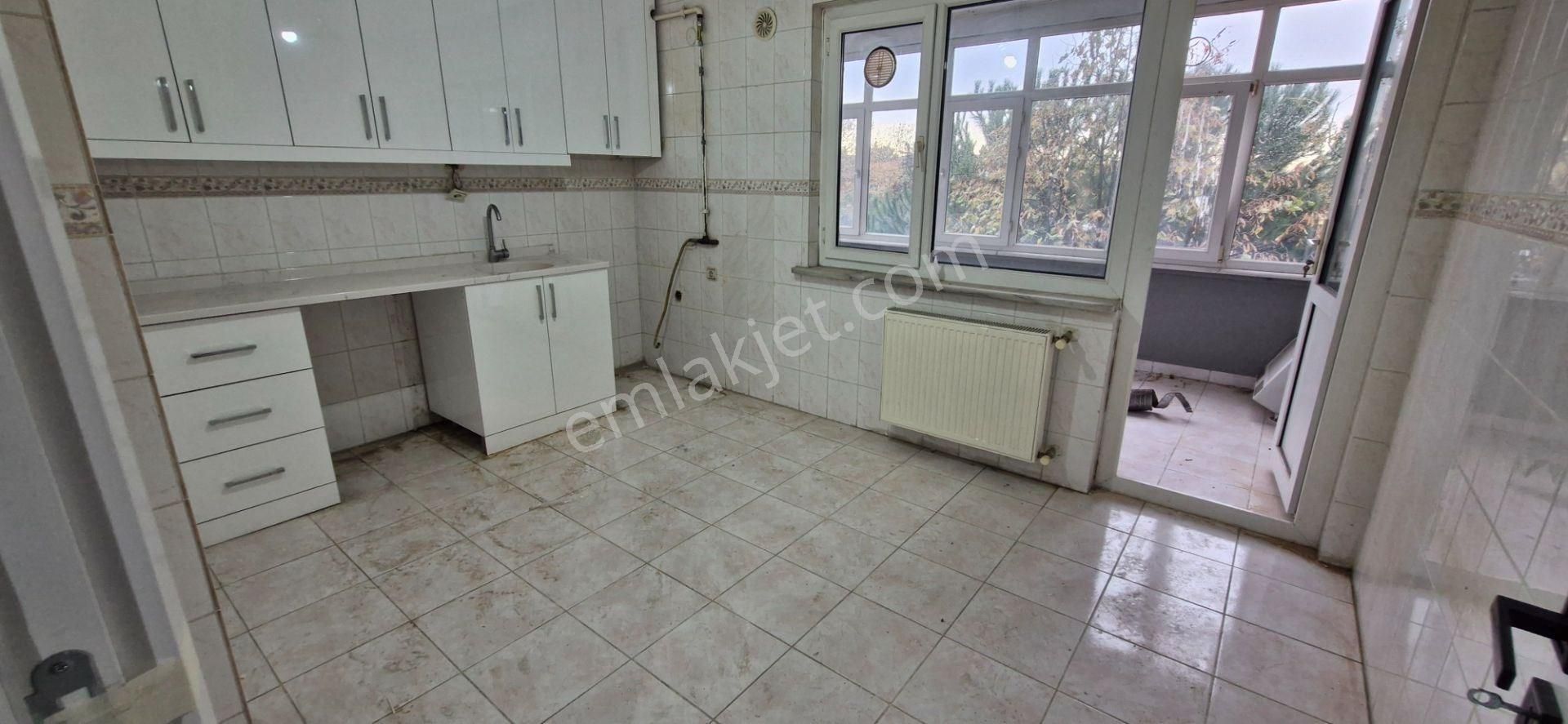Nilüfer Cumhuriyet Mah De Kiralık 4+1 Daire - Görsel 14