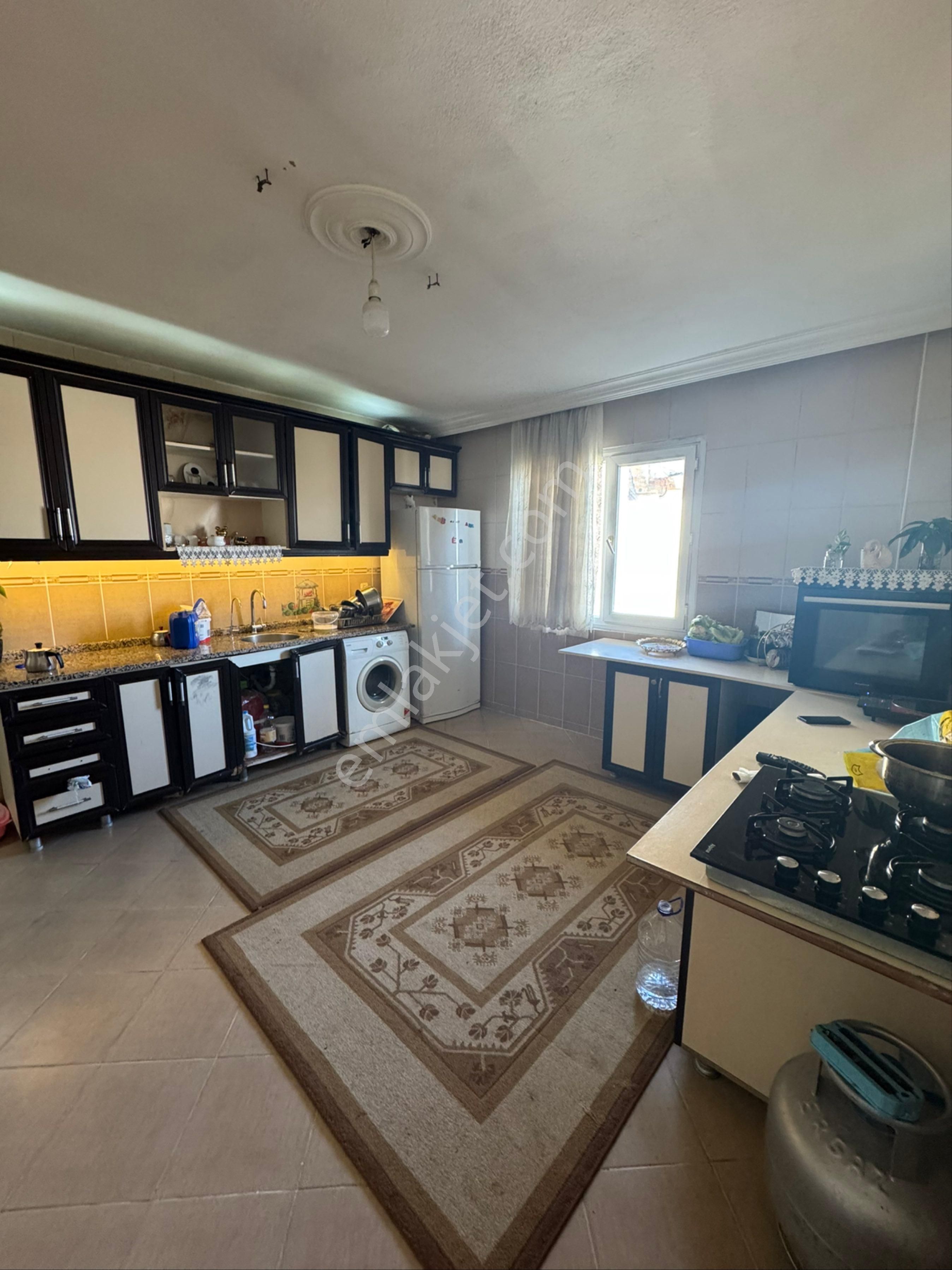 Buca İnönü Mah. Satılık 200 M2. 4 Katlı Müstakil Bina - Görsel 3