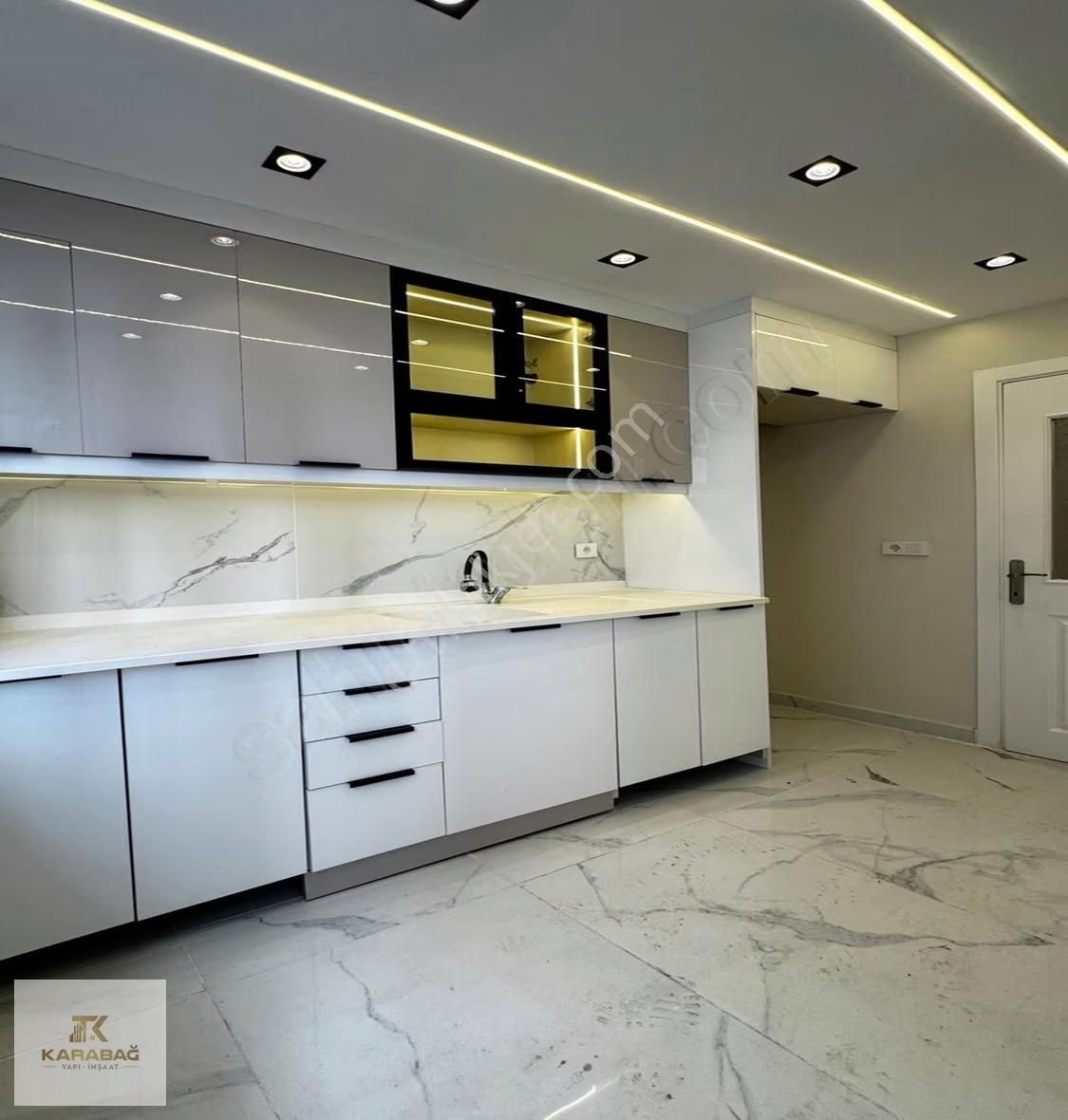 Esenyurt Mehterçeşme Mah.2+1 100m2 Lüks Dekorlu 2.kat 3.250.000 - Görsel 19