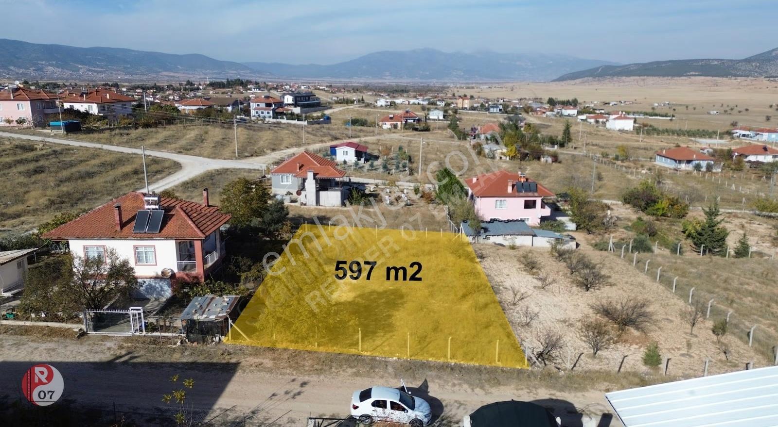 Antalya Korkuteli Bozova Ateşntepede Satılık 597m2 Arsa - Görsel 2