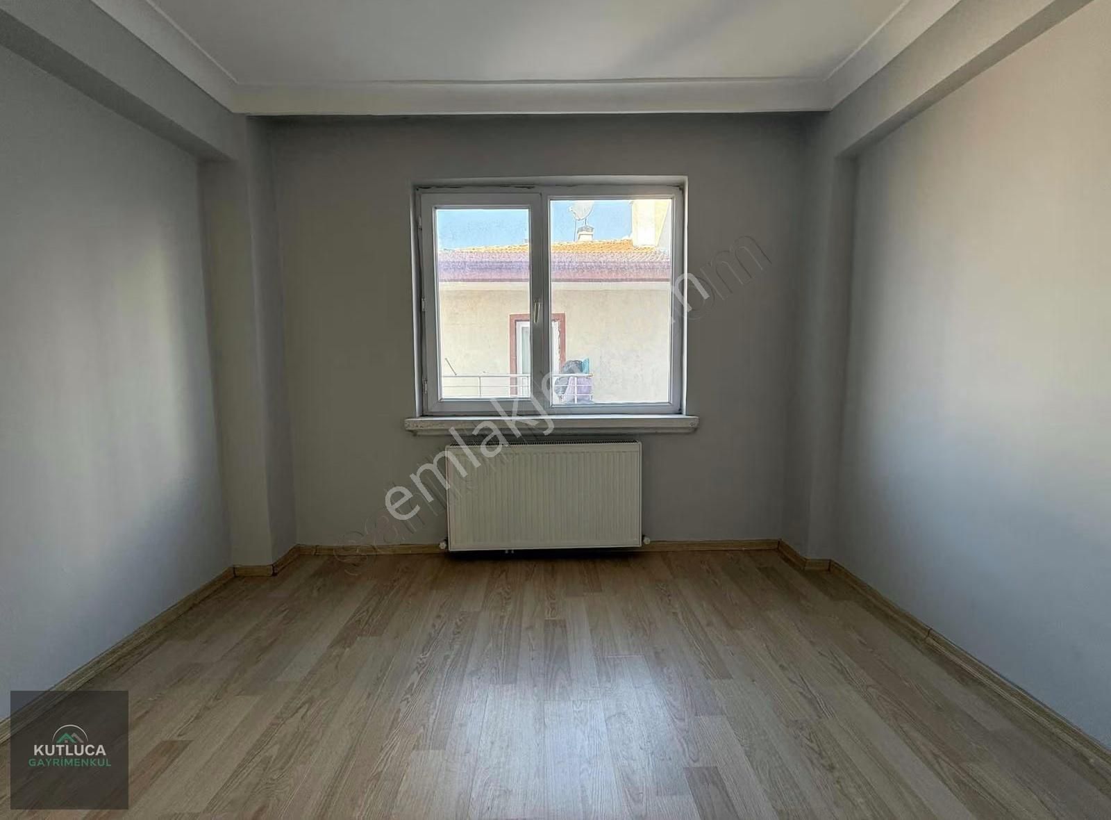 3+1 Okul Ve Market Yakını Ara Kat Asansörlü Şehir Hast. Ulaşım!! - Görsel 2