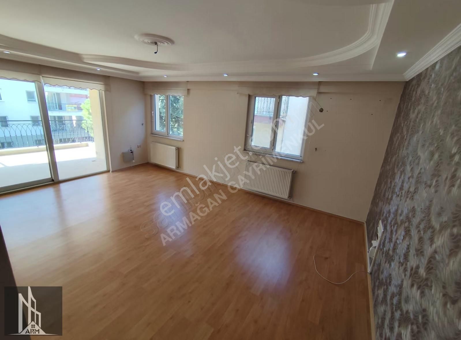 Armağandan Pamukkale Üniversitesine Yakın Satılık Daire