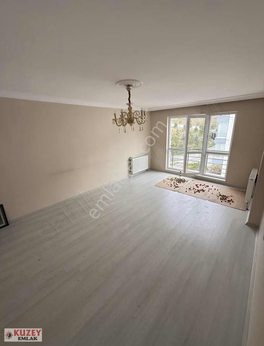Kuzey Emlak'tan Karakeçili Cadde Üzerinde 2. Katta 3+1 Daire - Görsel 2