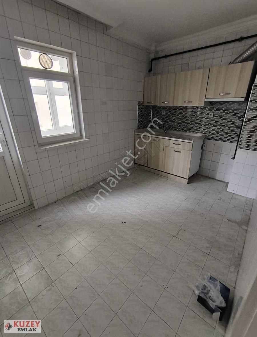 Kuzey Emlak'tan Metro Yakını 3+1 Asansörlü Bağımsız Salon Daire - Görsel 14