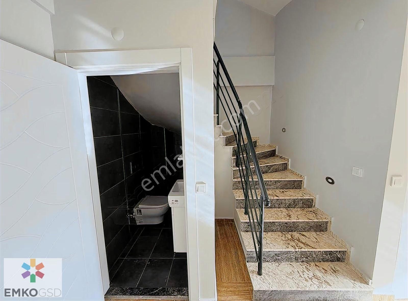 Çukuraltında,büyük Bahçeli ,deniz Manzaralı 3+1 Villa(emko) - Görsel 21