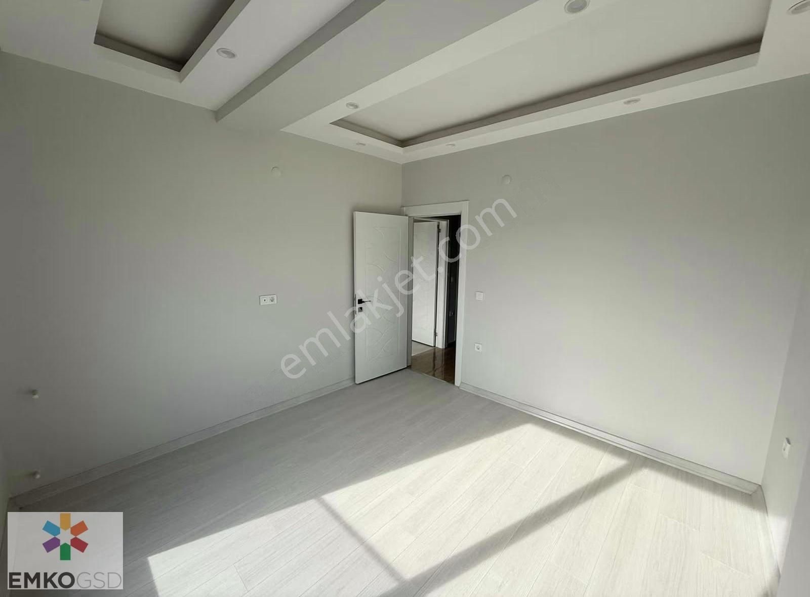 Çukuraltında,büyük Bahçeli ,deniz Manzaralı 3+1 Villa(emko) - Görsel 10