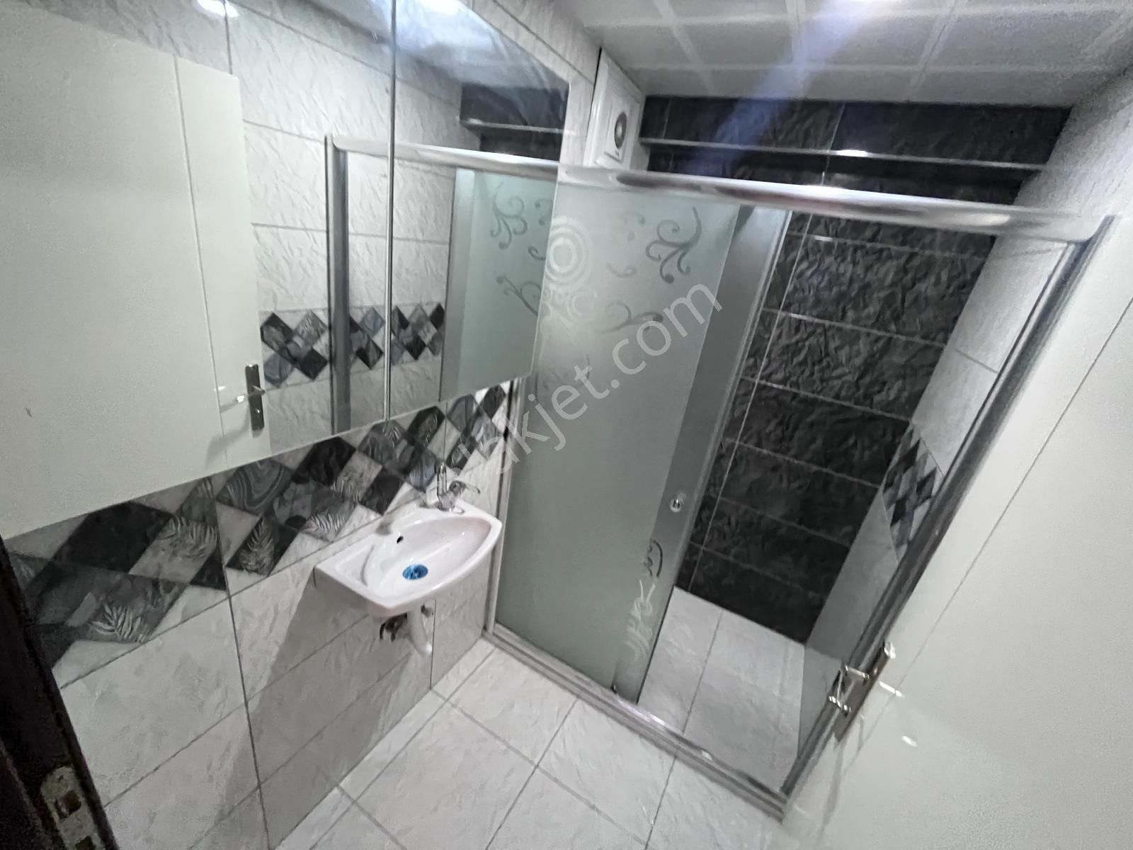 Sincan Pınarbaşı Mh 4+1 Katta Ebeveyn Banyolu Asansörlü Daire - Görsel 29