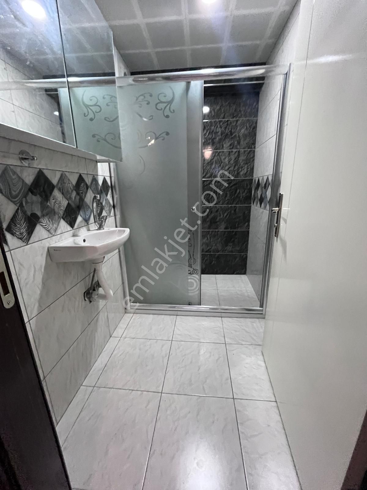 Sincan Pınarbaşı Mh 4+1 Katta Ebeveyn Banyolu Asansörlü Daire - Görsel 27