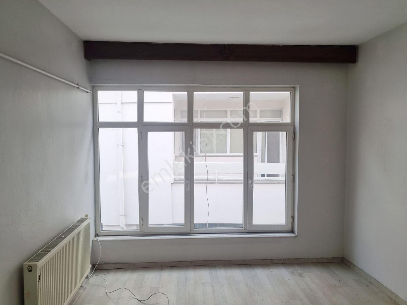 Çorlu Da Kalabalık Personelin Çalışabileceği Kiralık Ofis - Görsel 21