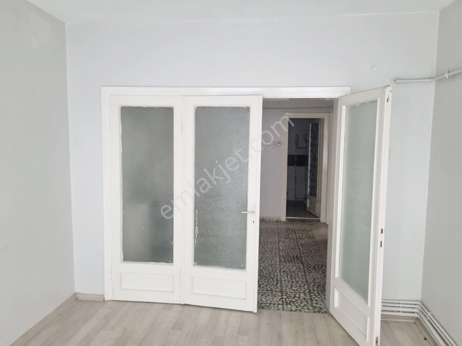 Çorlu Da Kalabalık Personelin Çalışabileceği Kiralık Ofis - Görsel 18