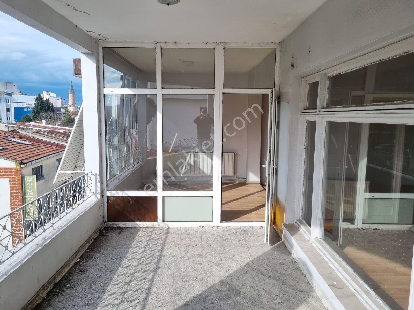 Çorlu Da Kalabalık Personelin Çalışabileceği Kiralık Ofis - Görsel 8