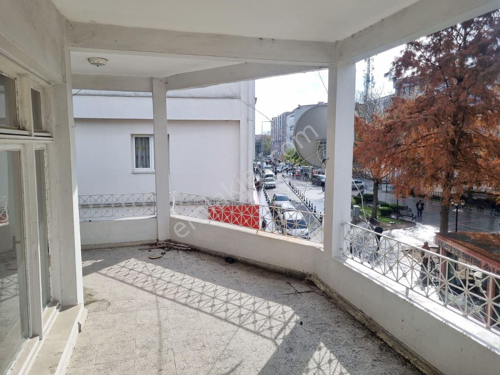 Çorlu Da Kalabalık Personelin Çalışabileceği Kiralık Ofis - Görsel 7