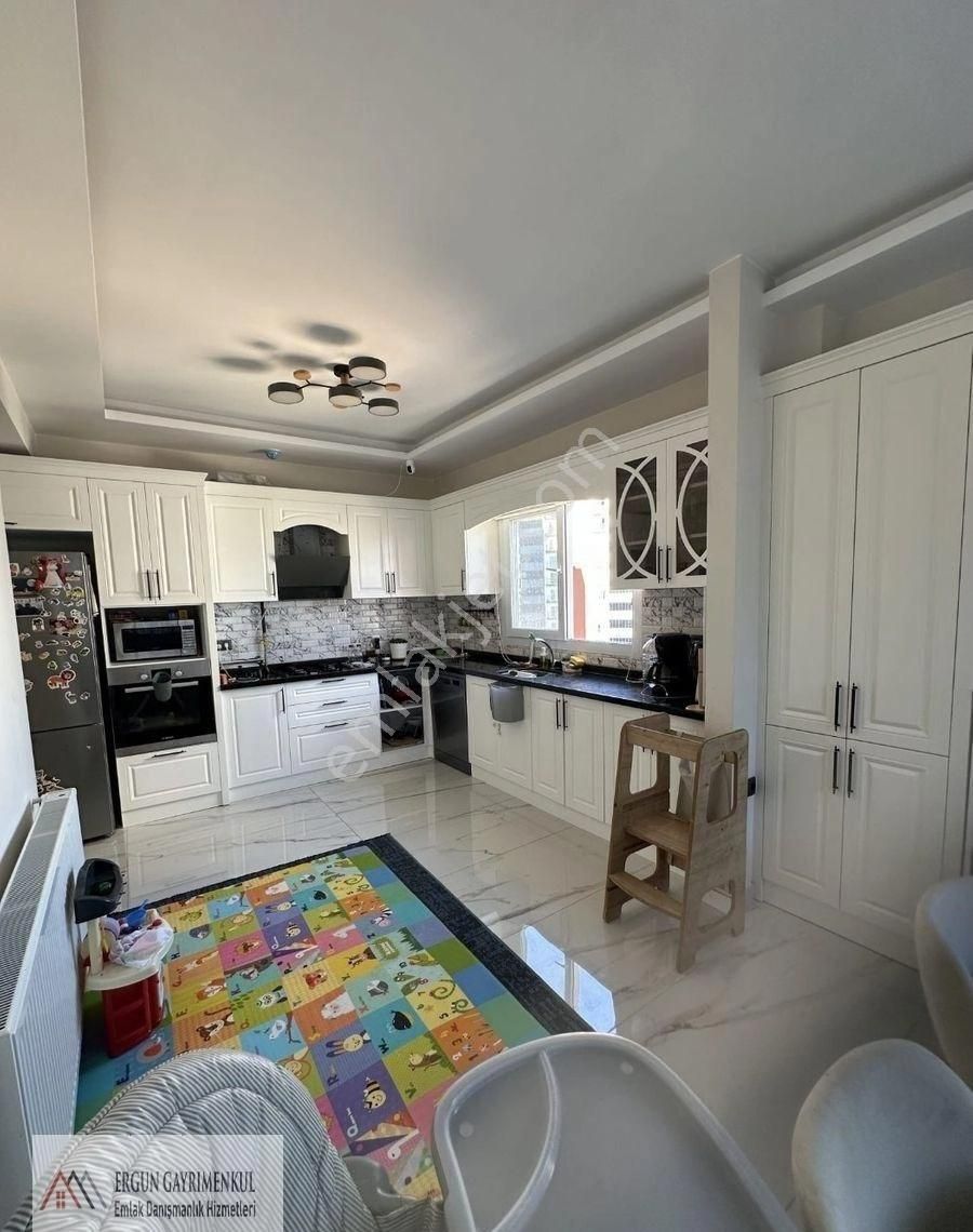 Ergünden Akdeniz'de Site İçi Kiralık Doğalgazlı 2+1 Ayrımutfak - Görsel 13
