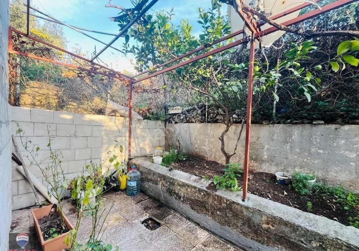 Narlıdere Atatürk Mh. Denız Manazaralı Satılık Trıpleks Bina - Görsel 23