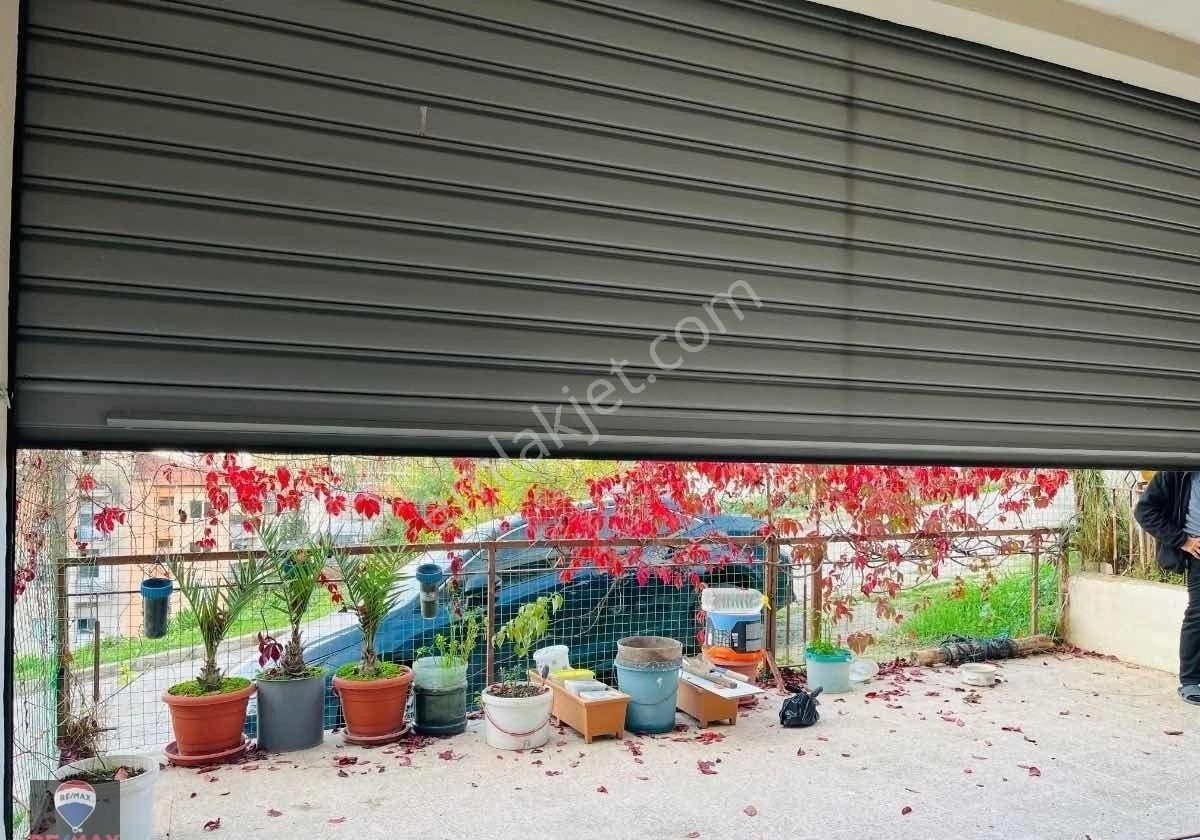 Narlıdere Atatürk Mh. Denız Manazaralı Satılık Trıpleks Bina - Görsel 34