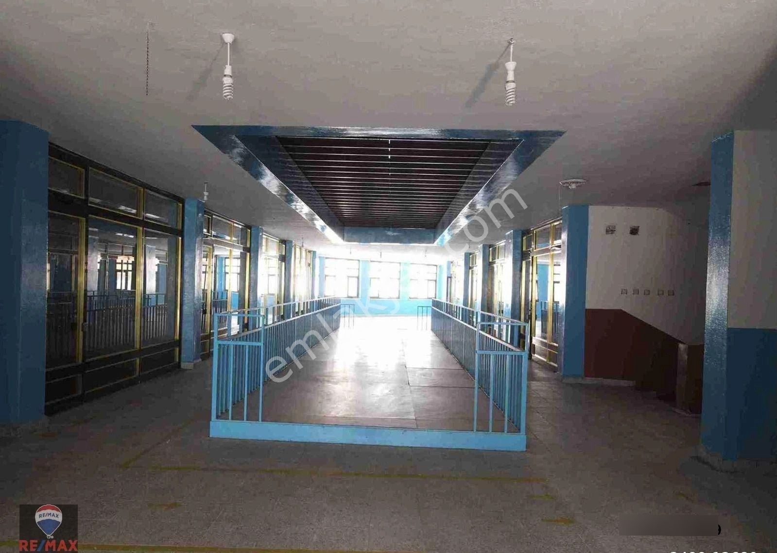 Suluova Merkezde İmalathane-showroom-gıda İşine Uygun Satılık Bina - Görsel 18