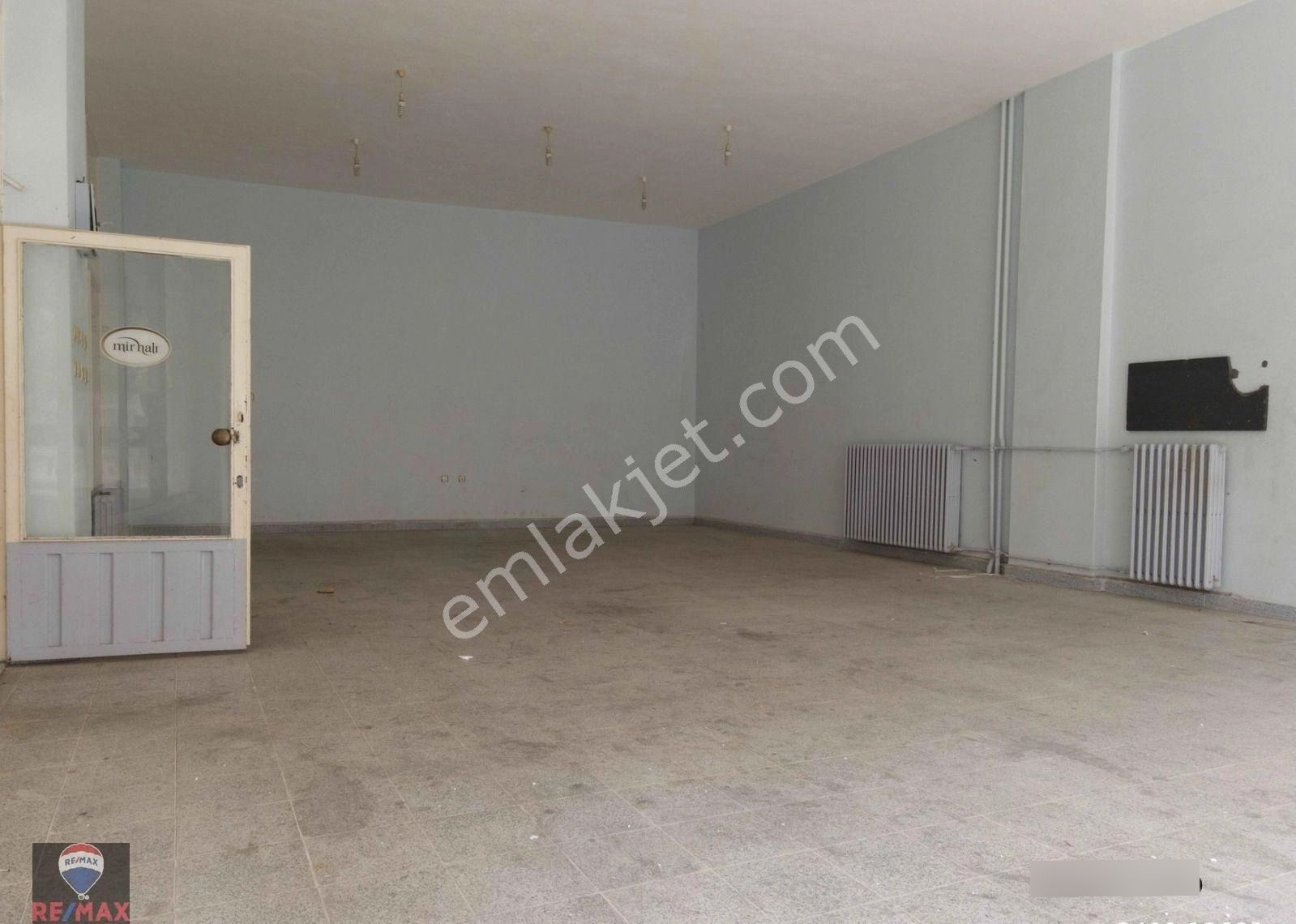 Suluova Merkezde İmalathane-showroom-gıda İşine Uygun Satılık Bina - Görsel 32