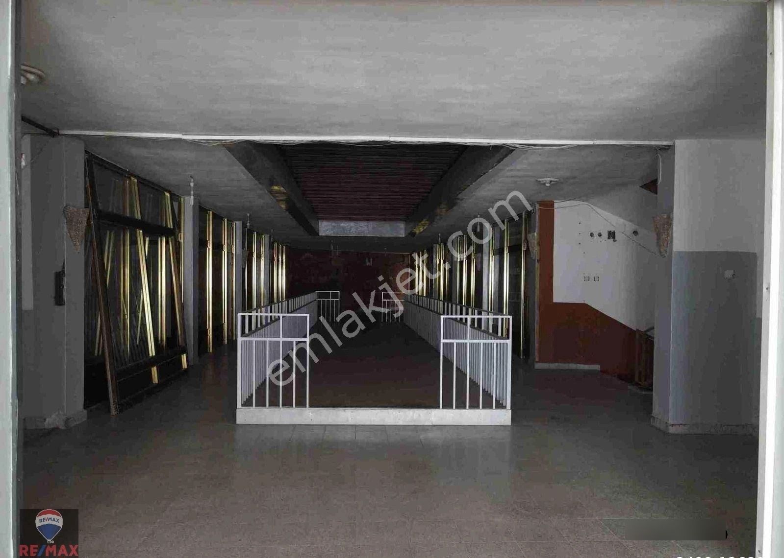 Suluova Merkezde İmalathane-showroom-gıda İşine Uygun Satılık Bina - Görsel 14