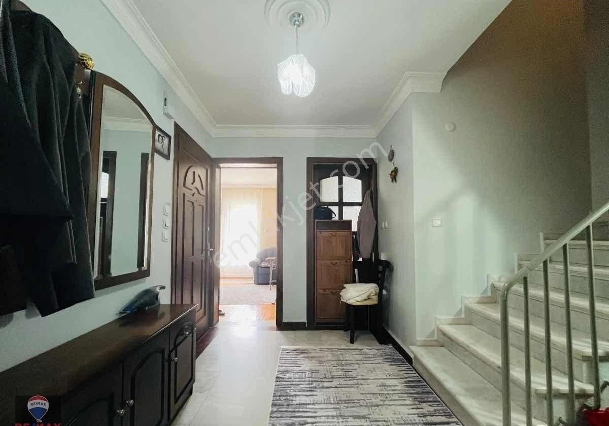 İzmir Balçova Eğitim Mh. Satılık Tripleks - Görsel 18