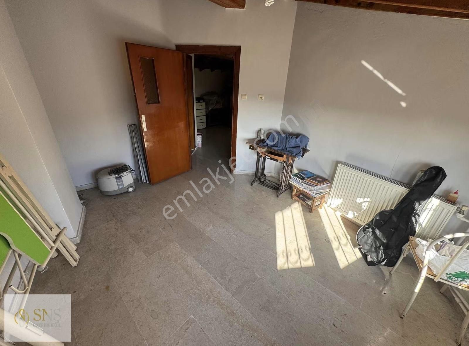Şehir Hastanesine Yakın Site İçerisinde 7+1 Triplex Villa - Görsel 8