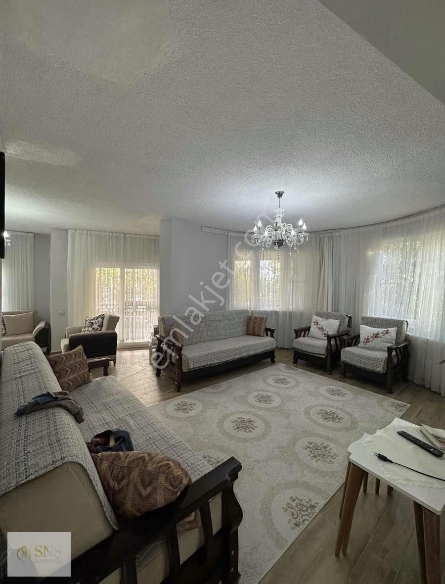 Şehir Hastanesine Yakın Site İçerisinde 7+1 Triplex Villa - Görsel 2