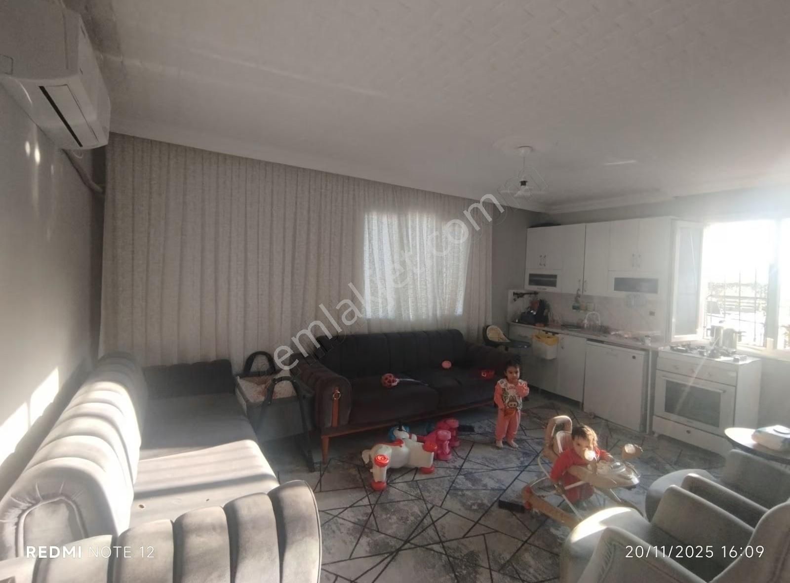 2 Tane 2+1 2 Tane 1+1 Karacaoğlan Mahlesi Koşe Başı - Görsel 23