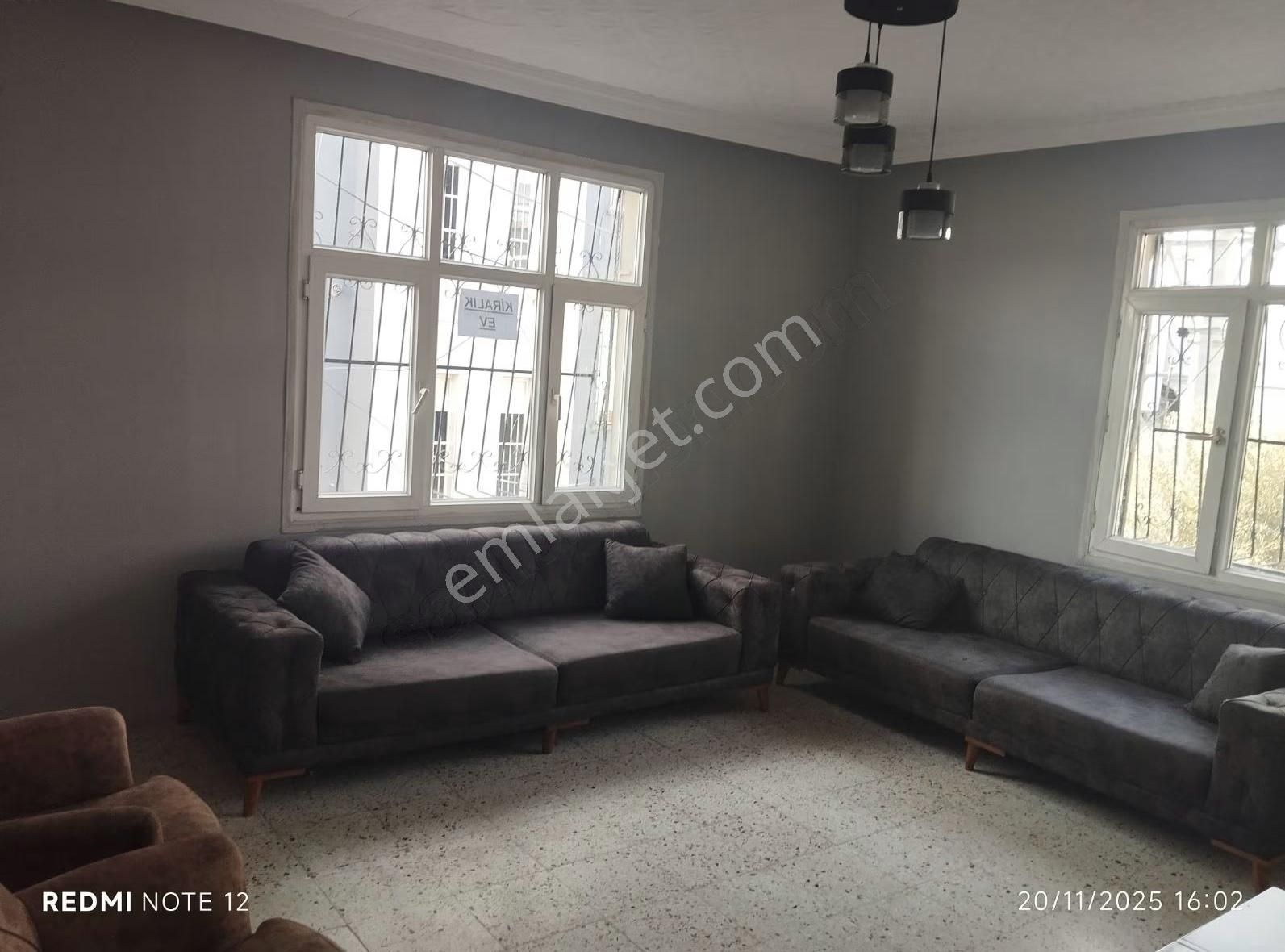 2 Tane 2+1 2 Tane 1+1 Karacaoğlan Mahlesi Koşe Başı - Görsel 2