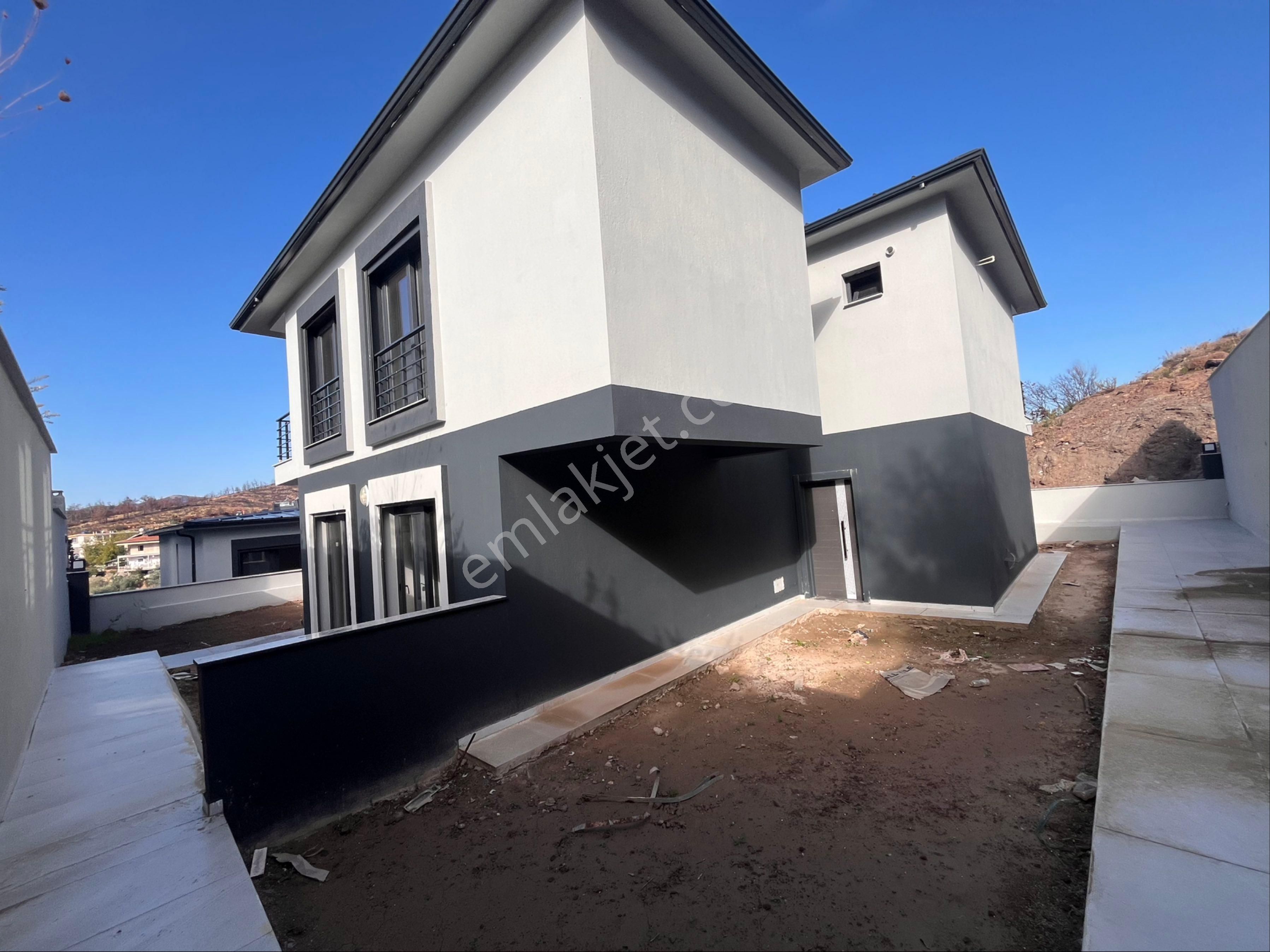 Seferihisar Payamlıda Uygun Fiyata Sıfır Bahçeli Yazlık - Görsel 2