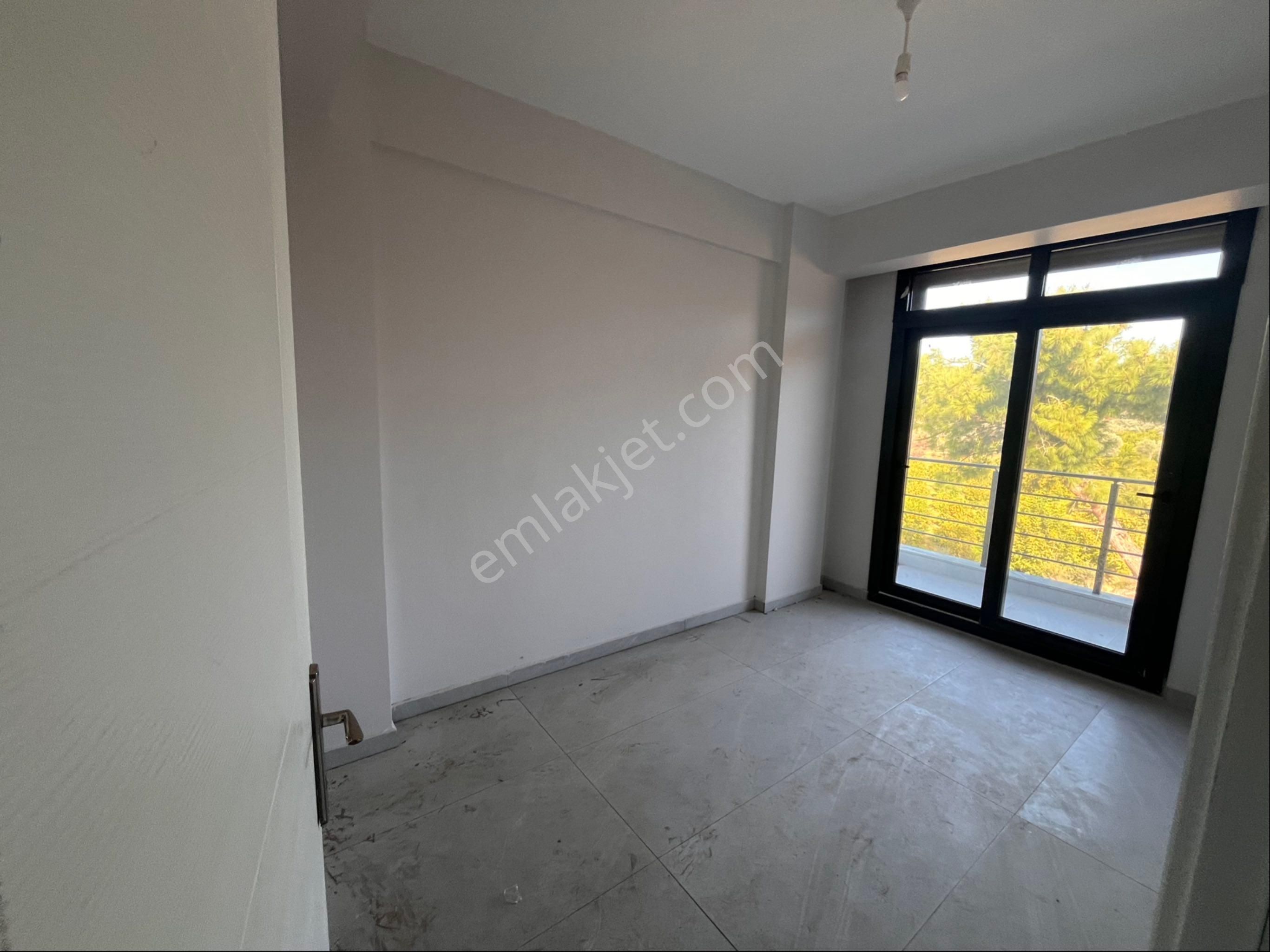 Seferihisar Payamlıda Uygun Fiyata Sıfır Bahçeli Yazlık - Görsel 11