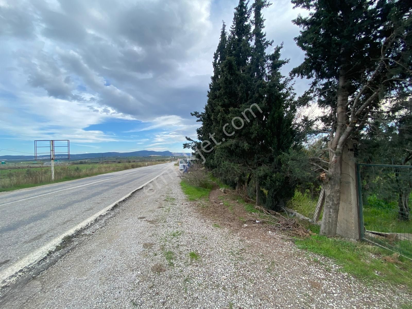 Çandarlı Anayola Cepheli 1+1evi İçinde Bulunan Satılık Zeytinlik - Görsel 27