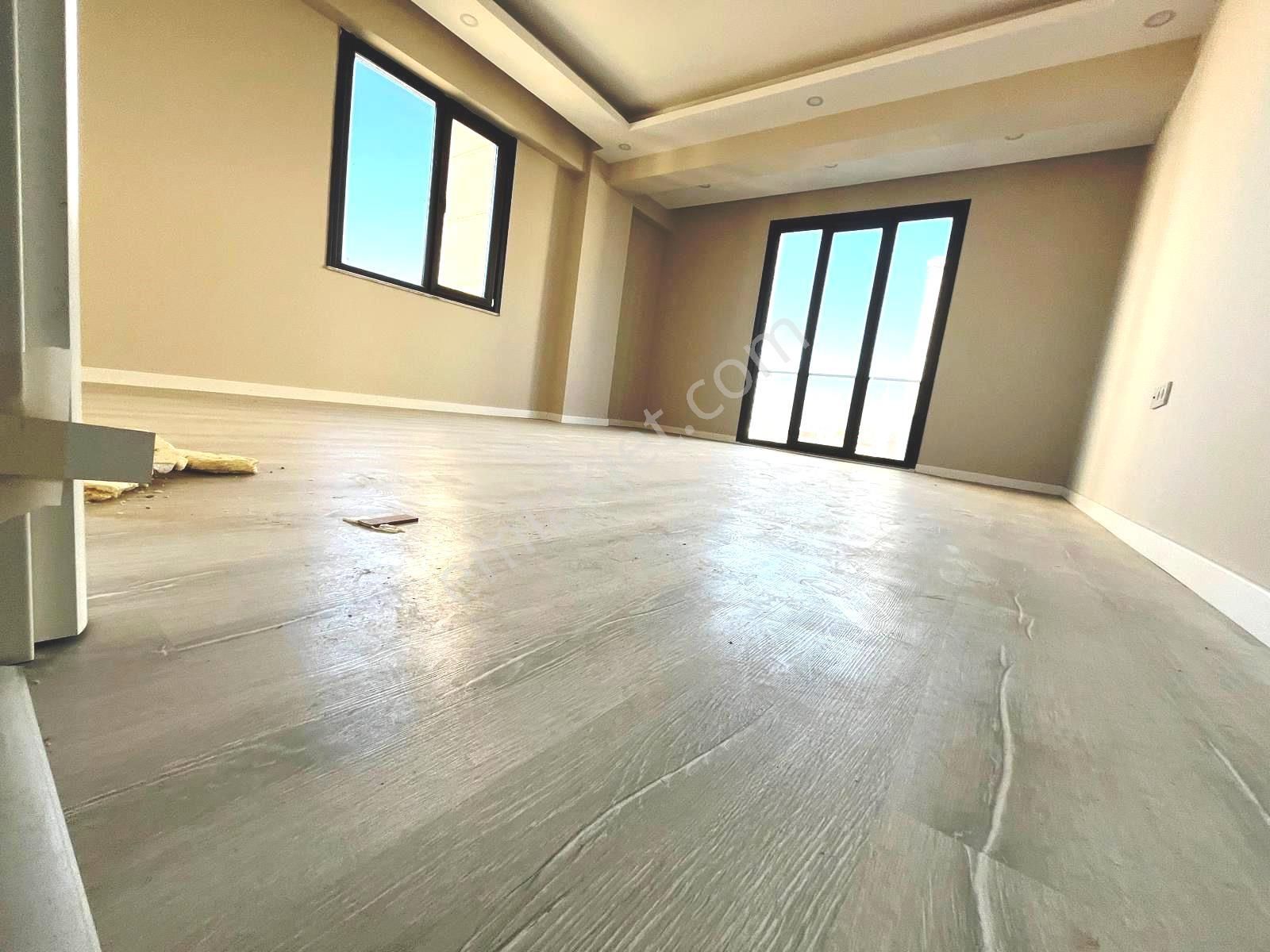 Satılık Daire Pendik Esenyalı Mahallesi