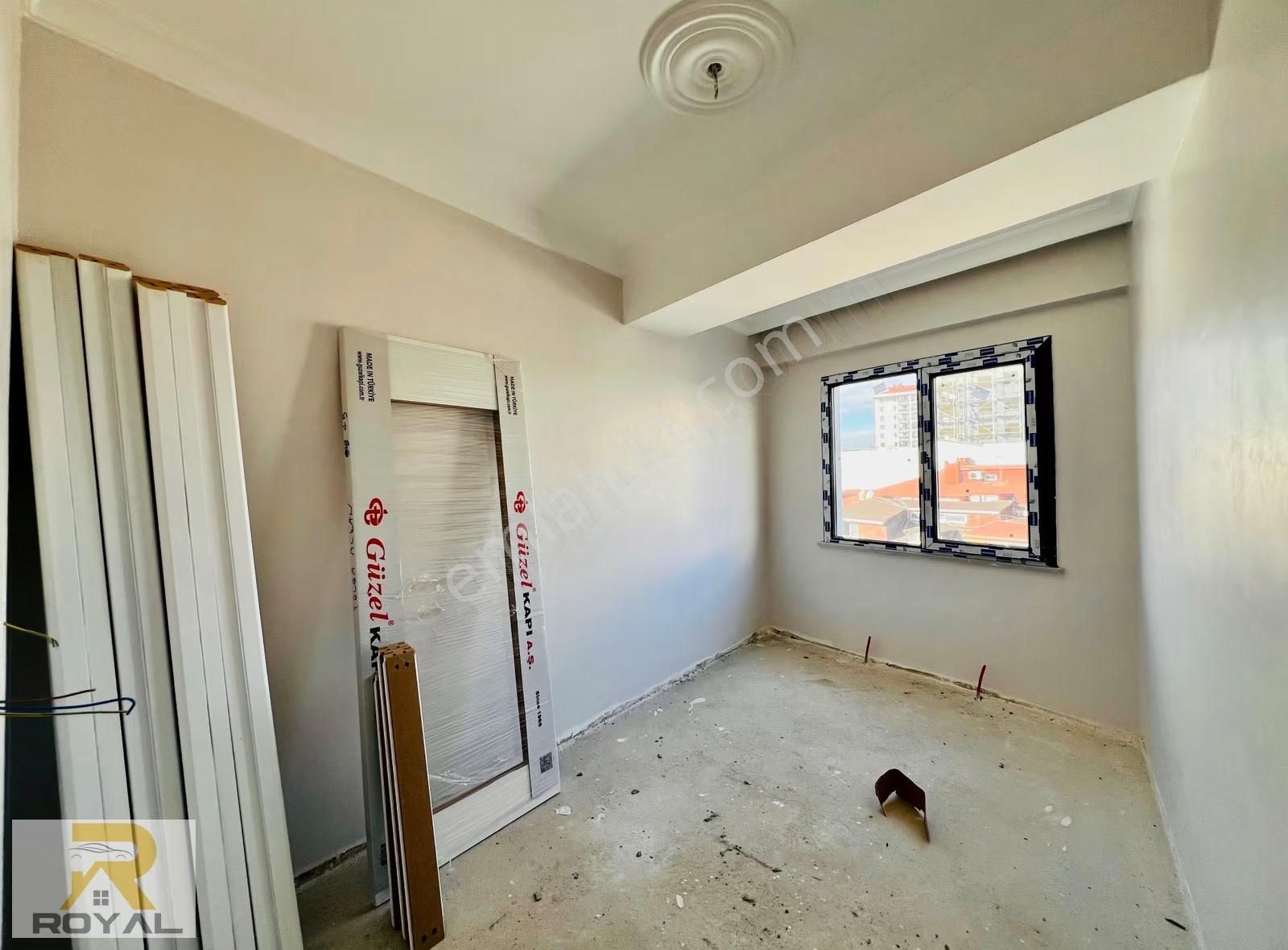 Kanaryada Marmaray Yakınında Sıfır Lüx Otoparklı 2+1 Daire - Görsel 7