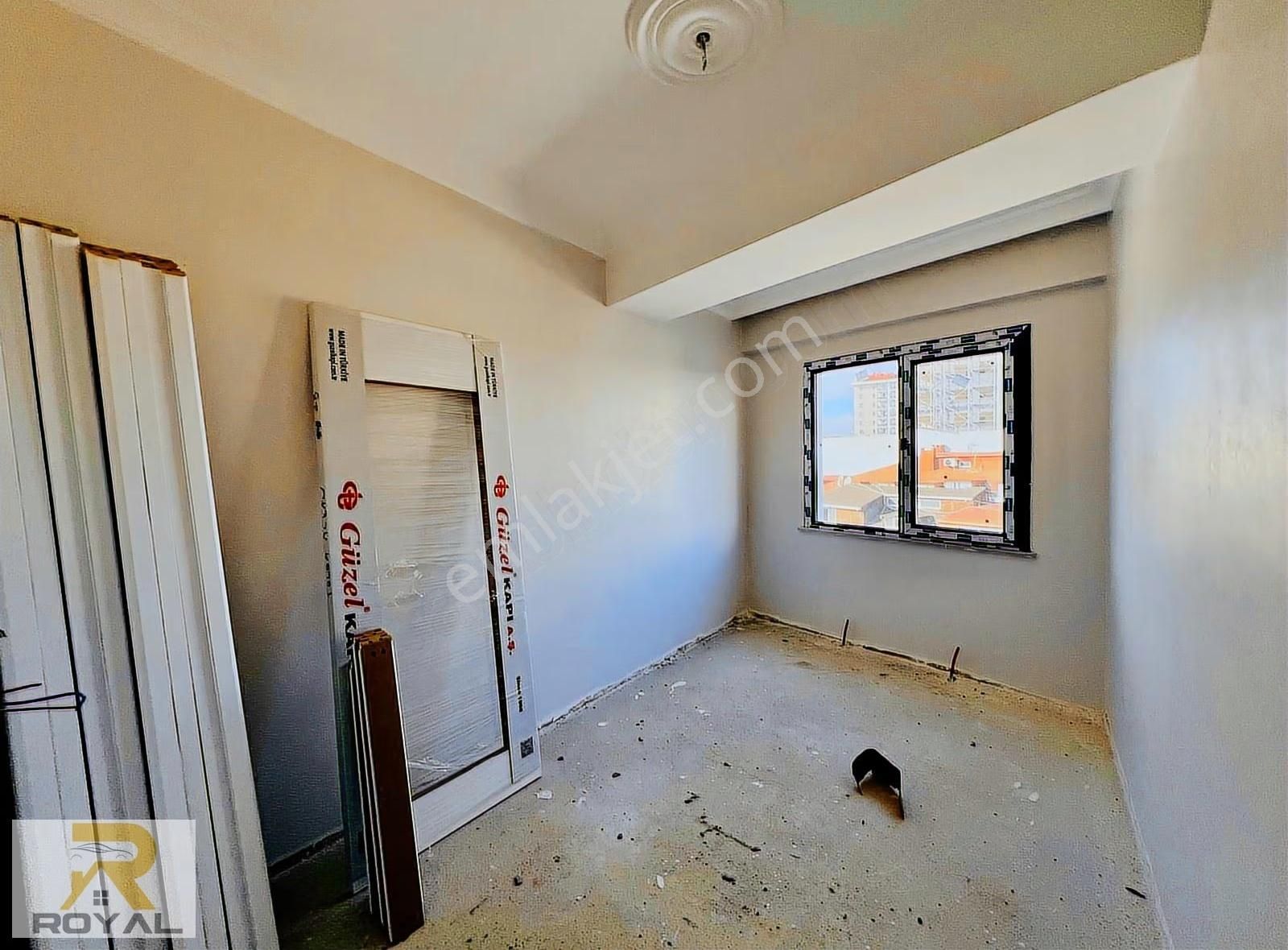 Kanaryada Marmaray Yakınında Sıfır Lüx Otoparklı 2+1 Daire - Görsel 6