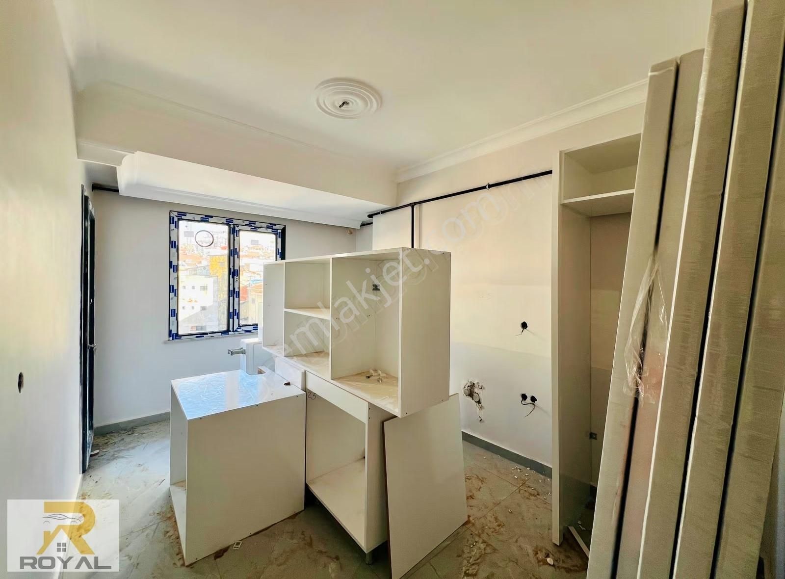 Kanaryada Marmaray Metrobüs Durağı Yakınında Lüx 2+1 Daire - Görsel 12