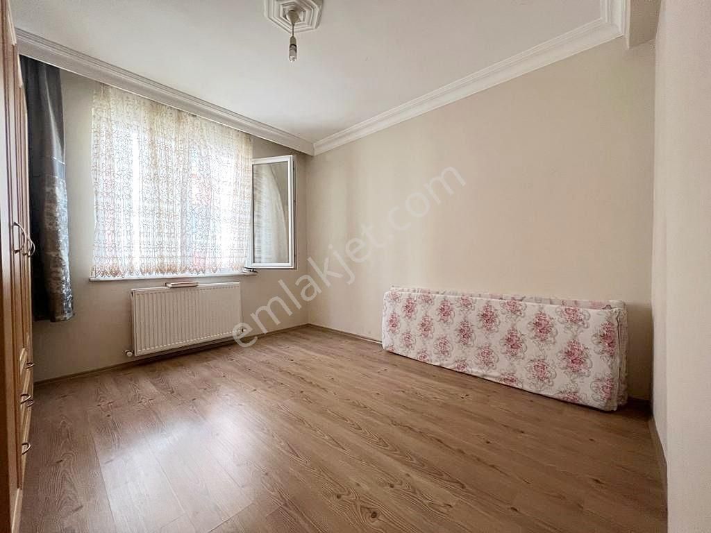 Salih Emlak 'tan Çift Cephe 2+1 Geniş Güney Cephe Daire - Görsel 8