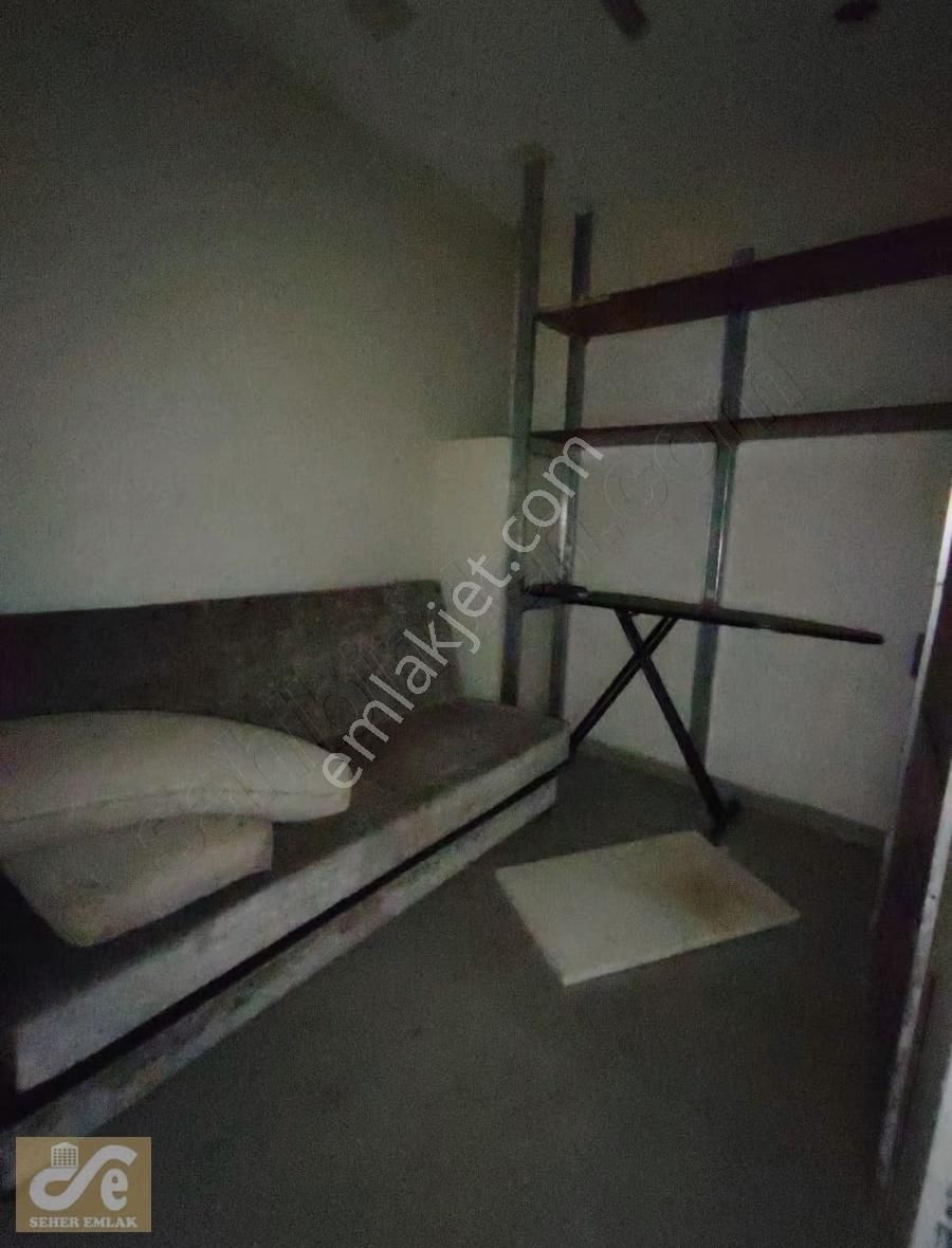 Hürriyet Mahallesinde Satılık 160 M² Depolu Dükkan - Görsel 13