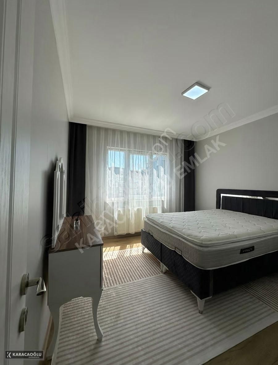 Aile Apartmanında 2+1 Geniş M2 Satılık Daire !! - Görsel 15