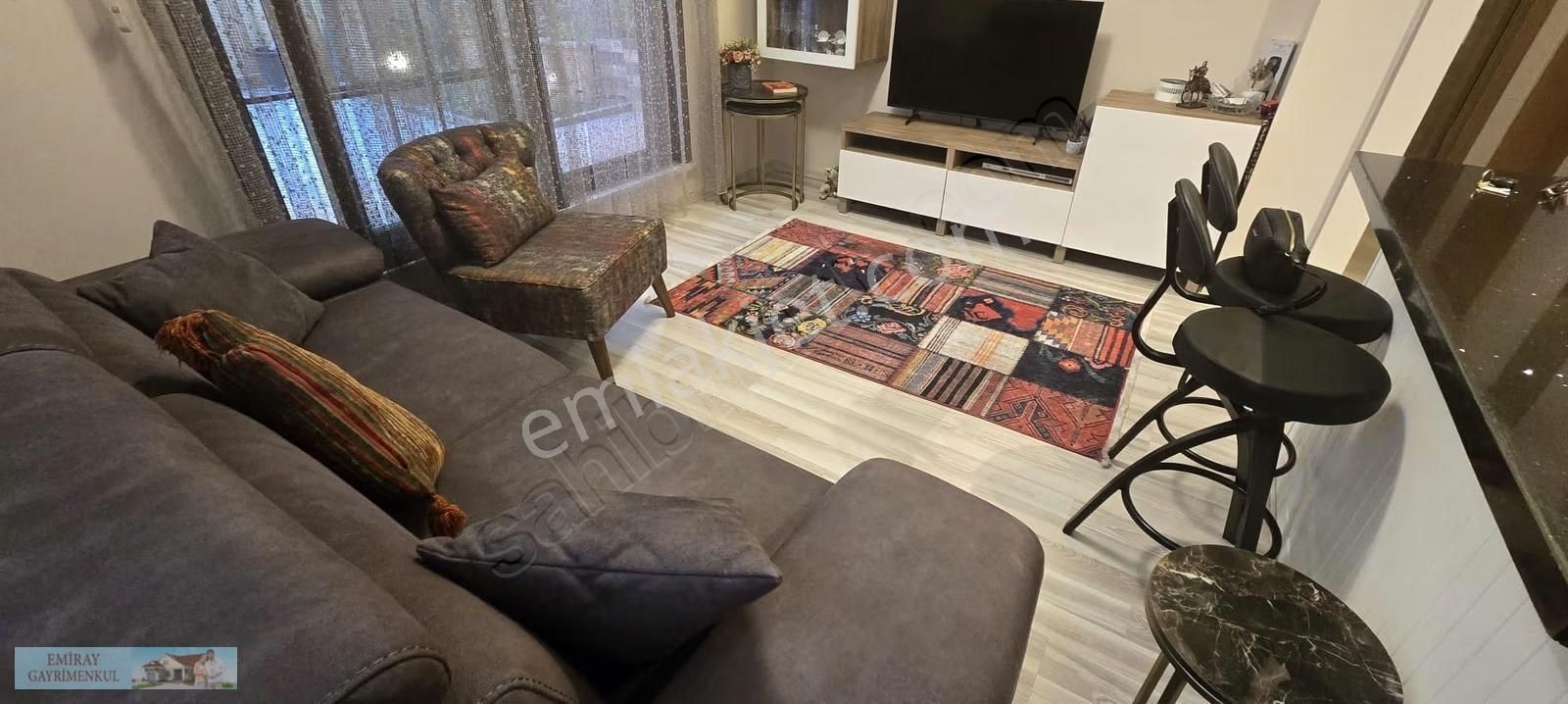 Emiray Dan Ana Caddelere Metroya Komşu Satılık 1+1 - Görsel 10